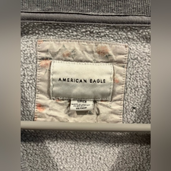 American Eagle Crew Neck Sweater - Picture 2 of 7